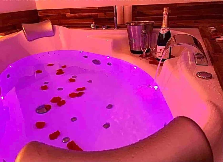 Sejour Detente Au Coeur De Macon Spa,Cine,Bouteille Offerte Exteriér fotografie